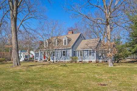 12 Hawkins Ln Marlborough, MA 01752