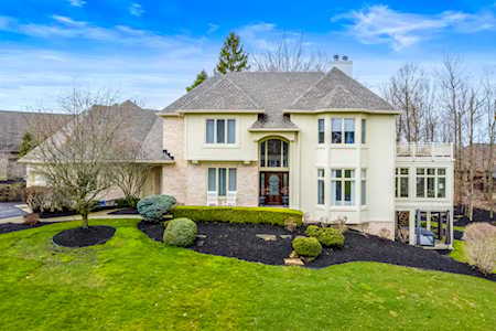 8202 Hunters Place Indianapolis, IN 46236