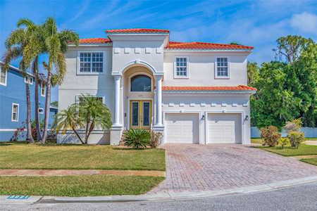 3021 59th Ave S St. Petersburg, FL 33712