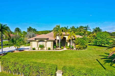 15045 S Tangerine Boulevard The Acreage, FL 33470