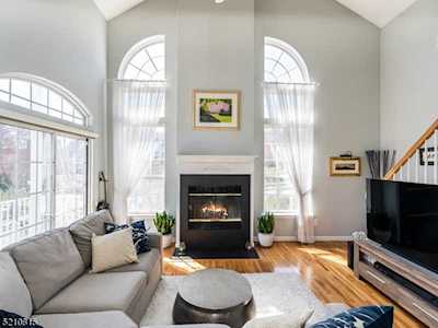 40 Wildflower Ln Morris Twp., NJ 07960
