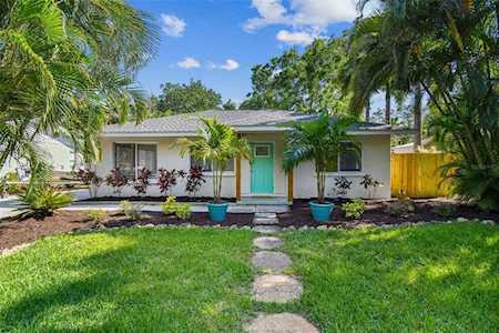 1707 6th St W Palmetto, FL 34221