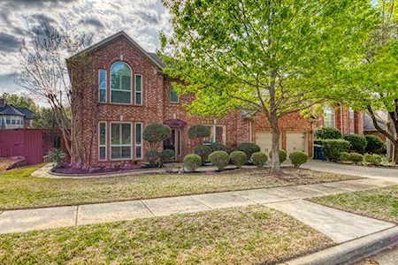 1008 Glen Chester Drive Flower Mound, TX 75022