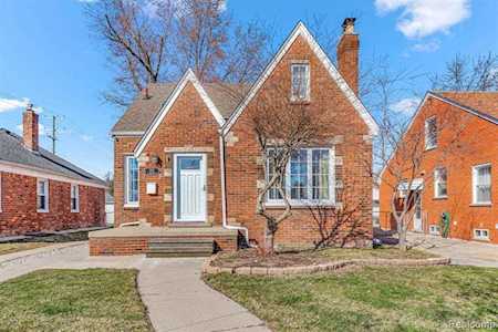 2011 N Melborn St Dearborn, MI 48128