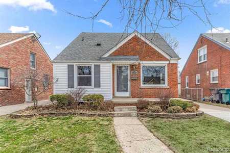 2010 Kingsbury Ave Dearborn, MI 48128