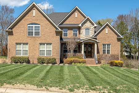 812 Piccadilly Dr Nolensville, TN 37135