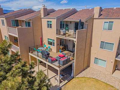 374 Mission Hill Way Colorado Springs, CO 80921