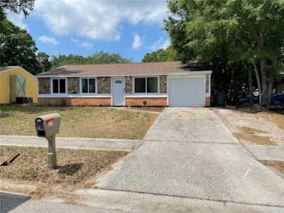618 Timber Bay CIRCLE W Oldsmar, FL 34677