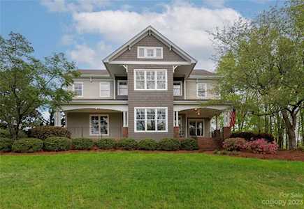 617 Skybrook Dr Huntersville, NC 28078