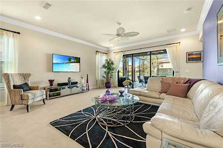 11527 N Meadowrun Circle Fort Myers, FL 33913