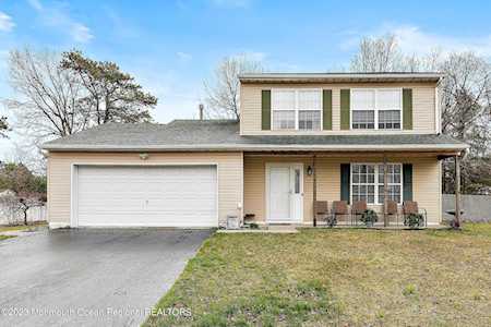341 Heritage Way Tuckerton, NJ 08087