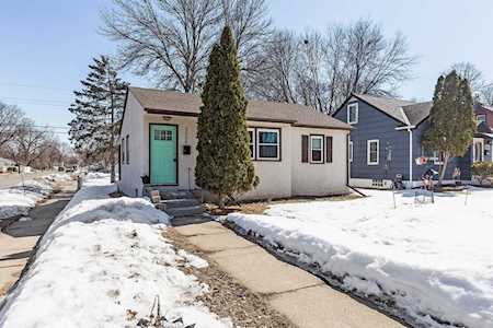 5056 Vincent Avenue N Minneapolis, MN 55430