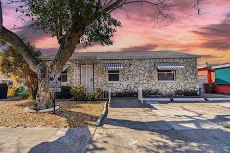 106 146th Ave E Madeira Beach, FL 33708