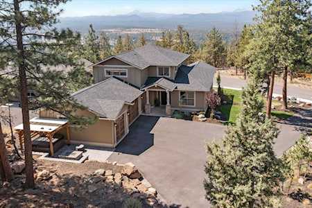2005 NW Glassow Dr Bend, OR 97703