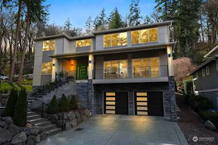 26721 Lake Fenwick Rd Kent, WA 98032