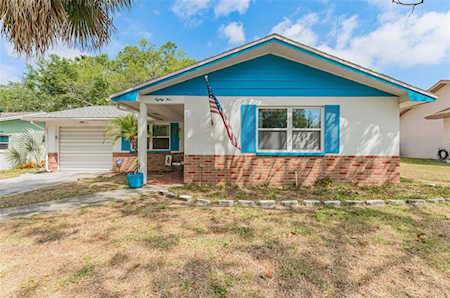 85 Irwin St W Safety Harbor, FL 34695