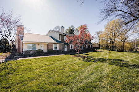 154 Cumberland Trce Nashville, TN 37214