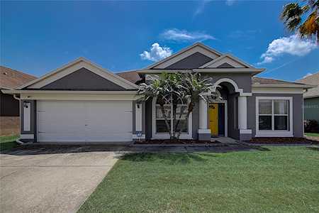 807 Bayou View Dr Brandon, FL 33510
