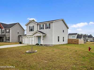900 Haystack Lane Jacksonville, NC 28546