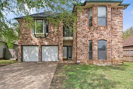 6518 Electra Drive Arlington, TX 76001