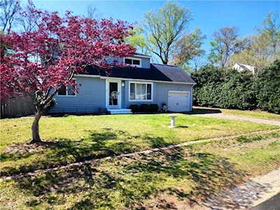1017 Towanda Rd Virginia Beach, VA 23464