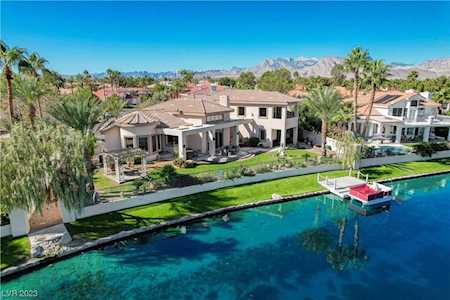 8100 Desert Jewel Circle Las Vegas, NV 89128