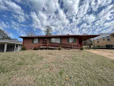 2850 Baskin St Memphis, TN 38127