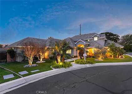 1512 Bluff Place North Tustin, CA 92705