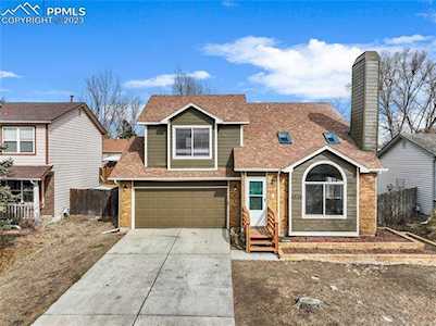 4329 Bramble Lane Colorado Springs, CO 80925