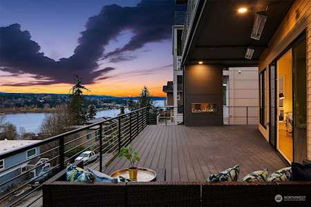 11909 90th Ave NE Kirkland, WA 98033