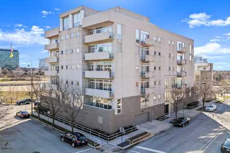 1035 W Huron St #201 Chicago, IL 60642