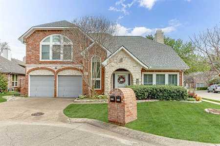 2639 Lakeforest Court Dallas, TX 75214