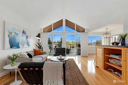 2501 Canterbury Ln E #419 Seattle, WA 98112
