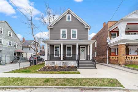 11813 Wade Park Ave Cleveland, OH 44106