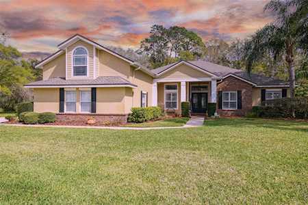 1404 Kensington Woods Dr Lutz, FL 33549