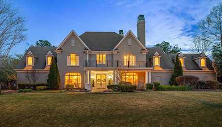 2564 W Ingleside Farm Rd Germantown, TN 38139