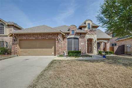 3811 Desert Willow Drive Denton, TX 76208