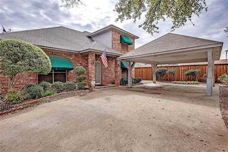 2841 Inniswood Circle Arlington, TX 76015