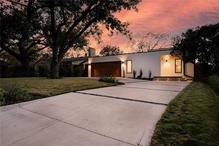 1635 Cedar Hill Avenue Dallas, TX 75208