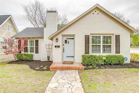 4039 El Campo Avenue Fort Worth, TX 76107