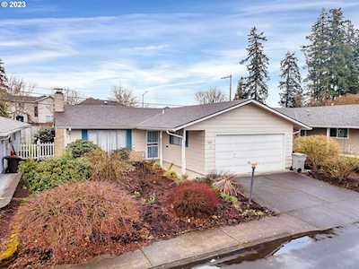 12290 SW King Richard DR King City, OR 97224
