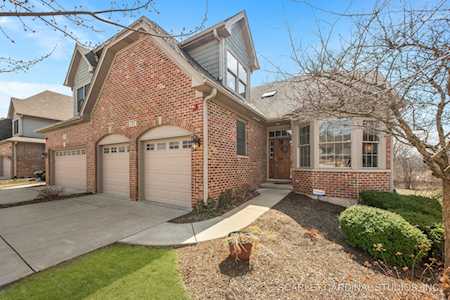 717 Kingsbrook Glen Glen Ellyn, IL 60137