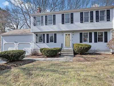 4 Patrick Rd Hopedale, MA 01747