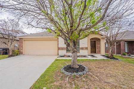 6308 Chalk Hollow Drive Fort Worth, TX 76179