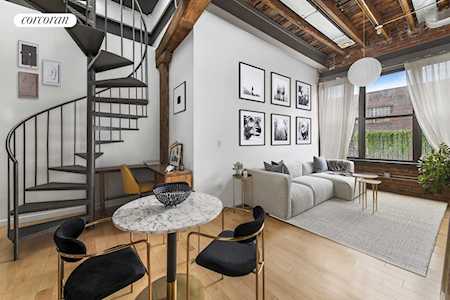 234 N 9th St #3D Brooklyn, NY 11211