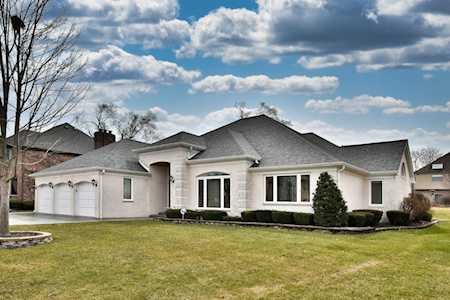 12 Founders Pointe North Dr Bloomingdale, IL 60108