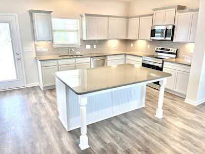 2420 Fig Drive Murfreesboro, TN 37128