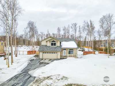 2556 S Paddock Dr Wasilla, AK 99654