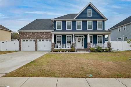 805 Checkerspot Way Chesapeake, VA 23323