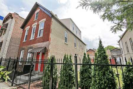 2217 W Armitage Ave #2 Chicago, IL 60647